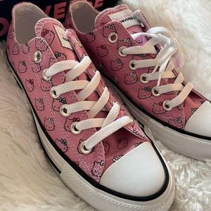 Hello Kitty Converse NIB